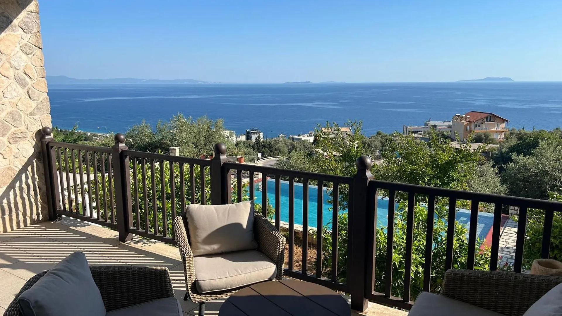 Privat Garden Villa Gjilek Albanien